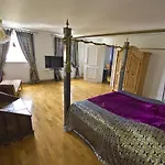 Bon-apart Hotel