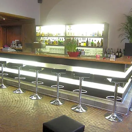 波隆公寓式酒店 格尔利茨